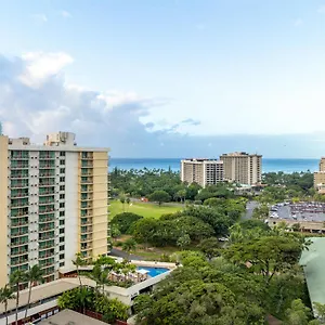 https://luana-waikiki.hotelsinhawaii.org